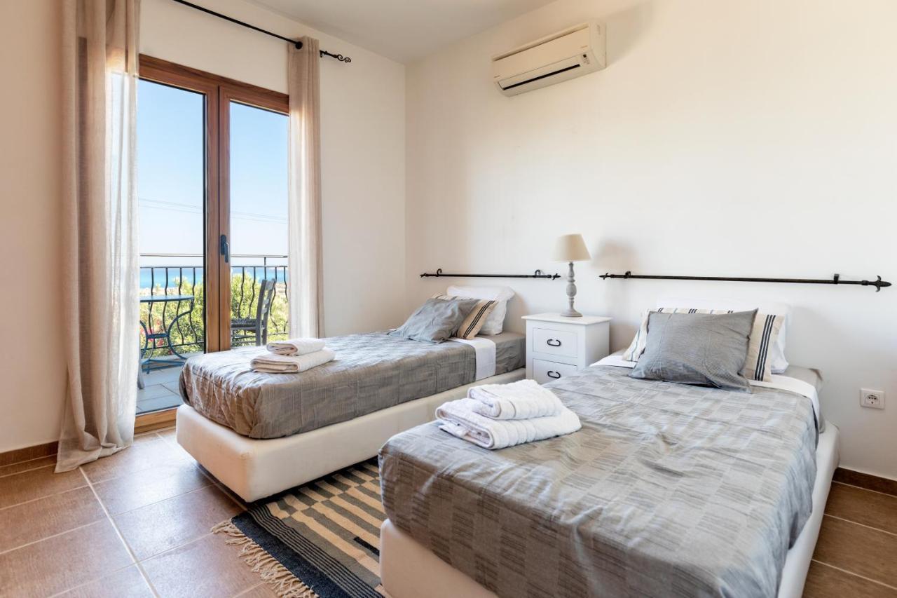 Villa AmberBlue Kalathos Esterno foto